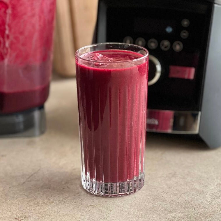 Antiinflammatorisk bærsmoothie | Bærsmoothie med rødbede og broccoli