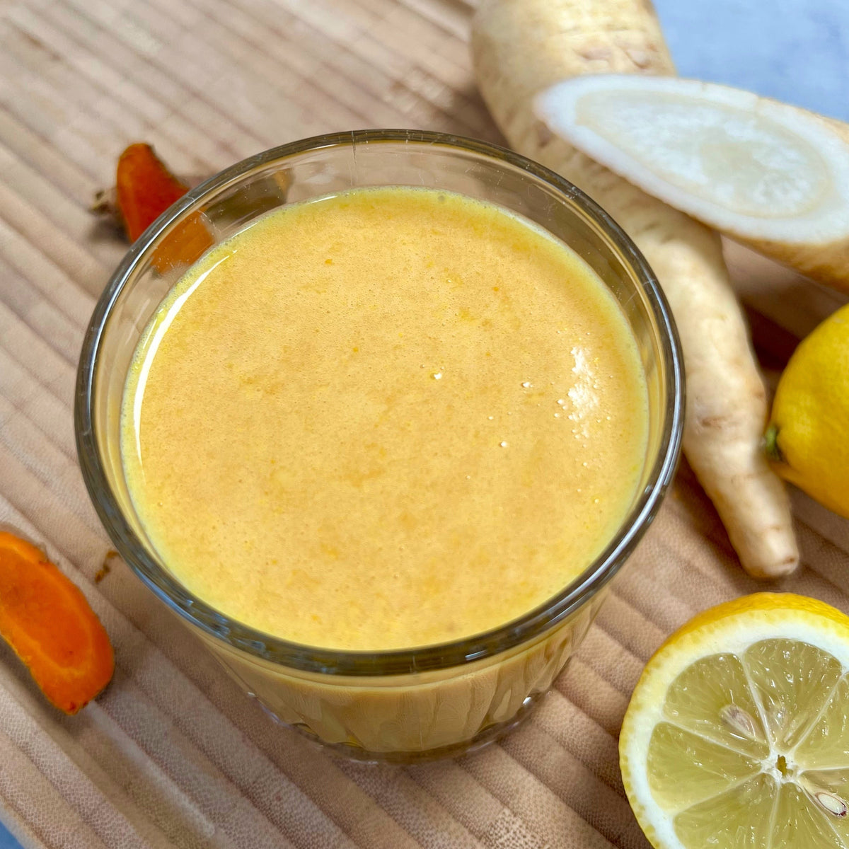 Påskerod | Juice med gurkemeje og appelsin