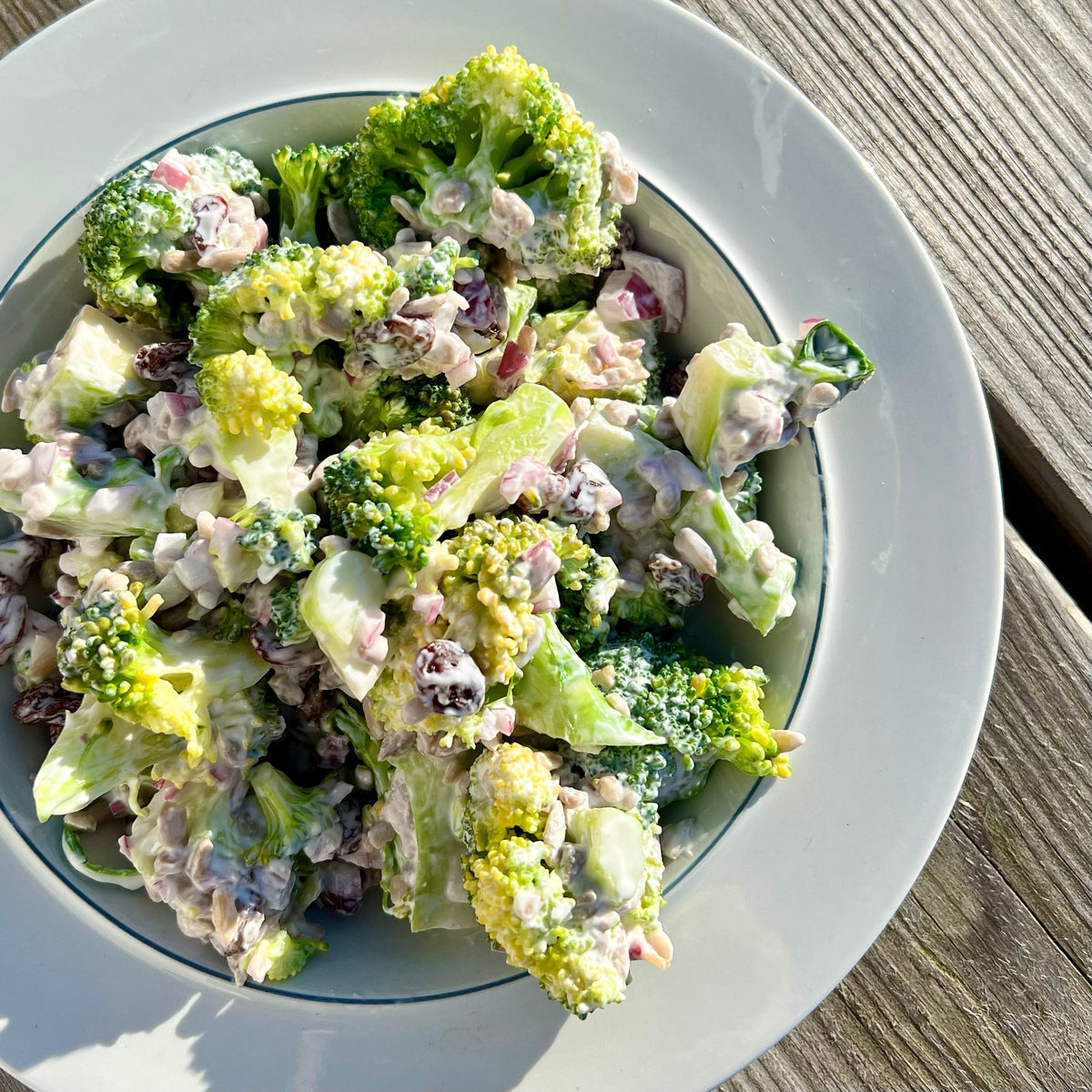 Vegansk broccolisalat | Salat med broccoli