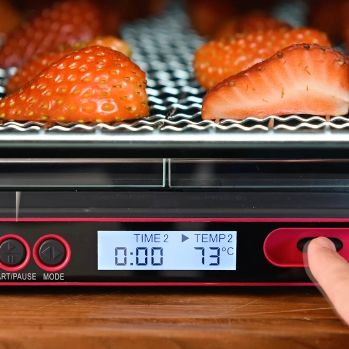 Opbevar frugt, grønt og urter med en dehydrator