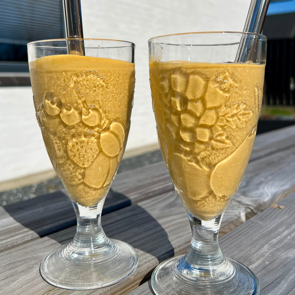 Hyben Harmoni | Smoothie med hyben, ingefær og gurkemeje