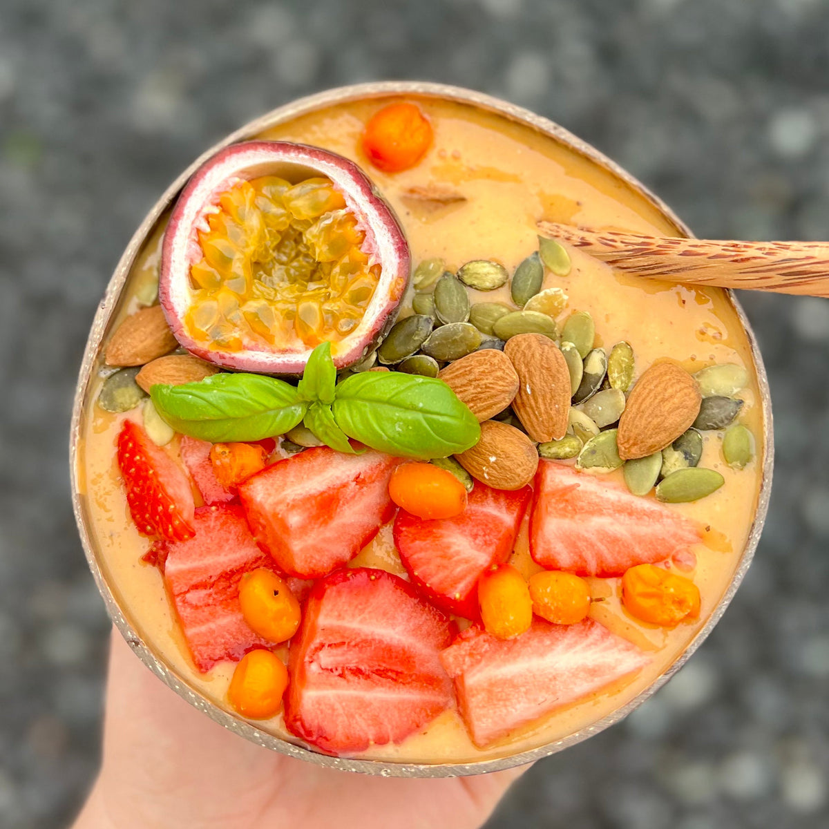 Mango Havtorn smoothie bowl | Smoothie bowl med mango, havtorn og gulerod